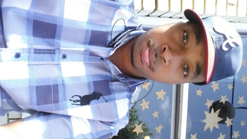 Date this gorgeous United States man Darius from Atlanta US14841