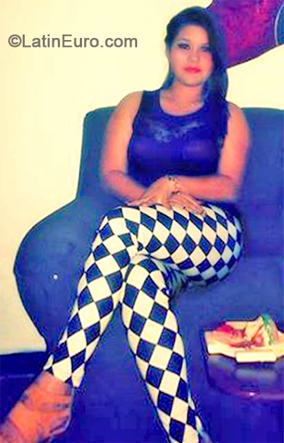 Date this exotic Venezuela girl Aransa from Maracaibo VE154