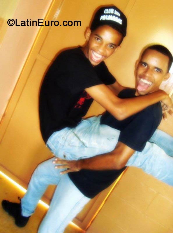 Date this gorgeous Dominican Republic man Anthonys from Santo Domingo DO18501