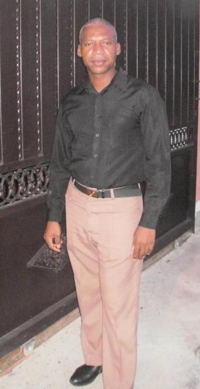 Date this good-looking Dominican Republic man Roberto from Santo Domingo DO18531