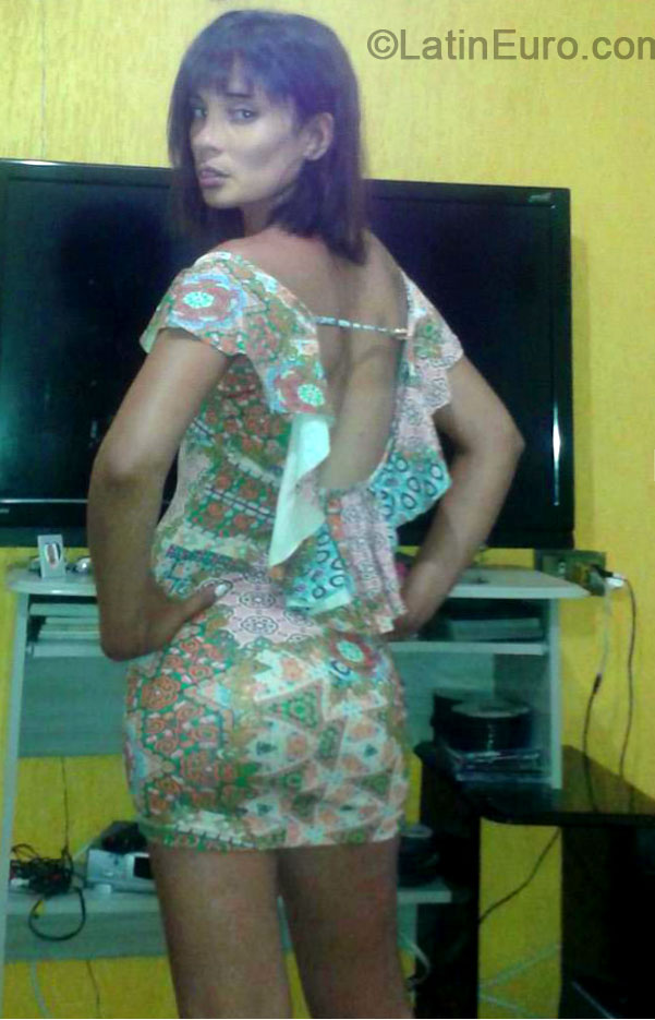 Date this good-looking United States girl Amenda from St. George US14891