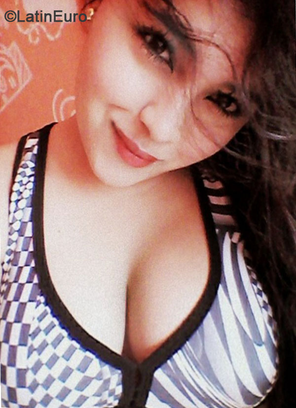 Date this funny Colombia girl Melissa from Cali CO15015