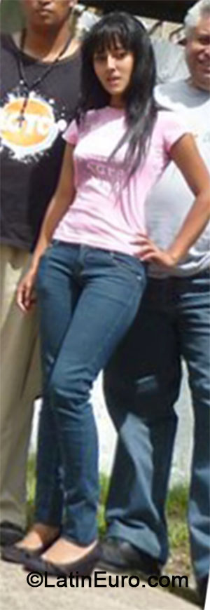 Date this athletic Honduras girl Rosa from Tegucigalpa HN940