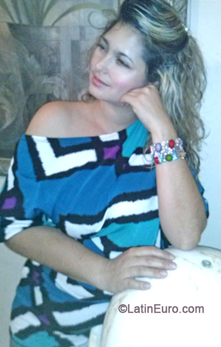 Date this georgeous United States girl Cind from Tucson US14910