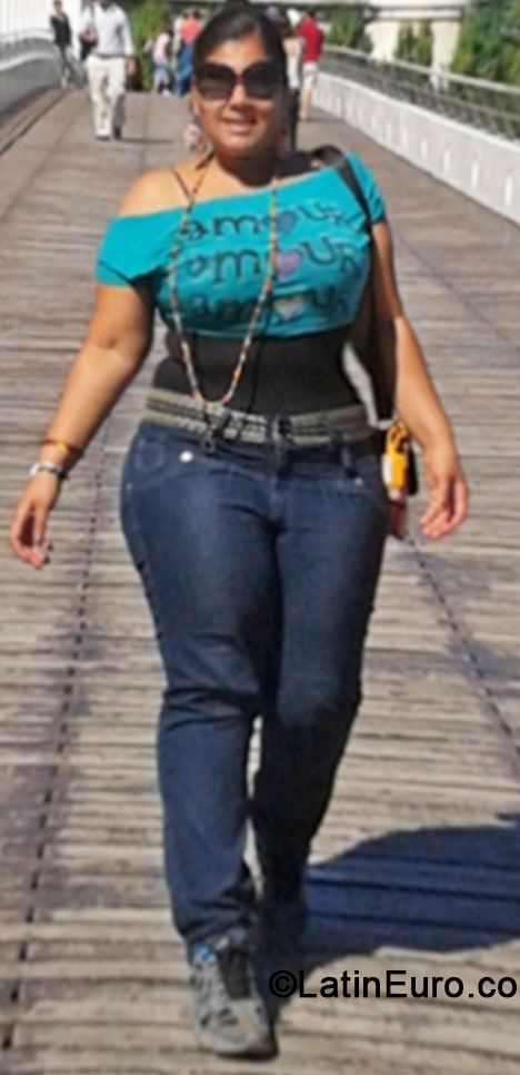 Date this sultry Venezuela girl Gilla from Guayana Ciudad VE201