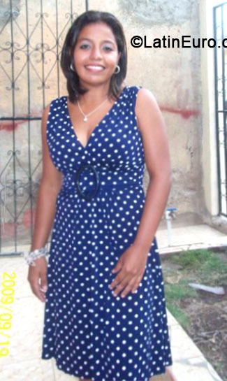 Date this foxy Nicaragua girl Fabiola from Ocotal NI167