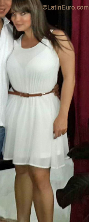 Date this pretty Colombia girl Diana carolina from Cali CO15149