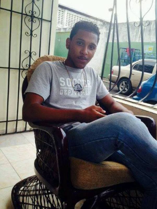 Date this lovely Dominican Republic man Geral from Santo Domingo DO18985