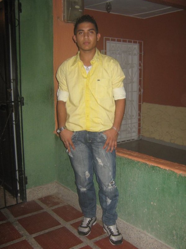 Date this young Colombia man Gregory Alexander from Barranquilla CO15303