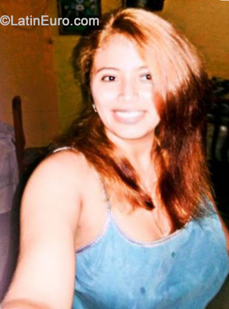 Date this charming Panama girl Natalia Yohana from Panama PA425