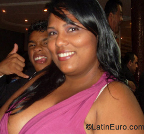 Date this hard body Venezuela girl Yuliana from Maracaibo VE246