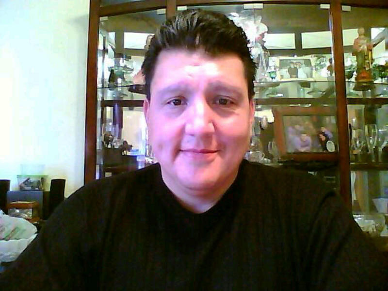 Date this nice looking United States man Humberto from Hickory Hills US15071