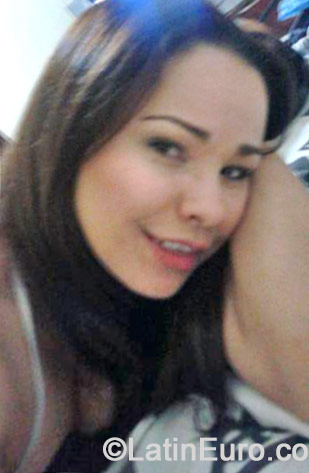 Date this tall Colombia girl Ninna from Medellin CO15374