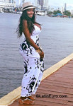 voluptuous Colombia girl Yani from Cali CO15377