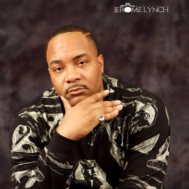 Date this delightful United States man DLP054 from Gary US15123