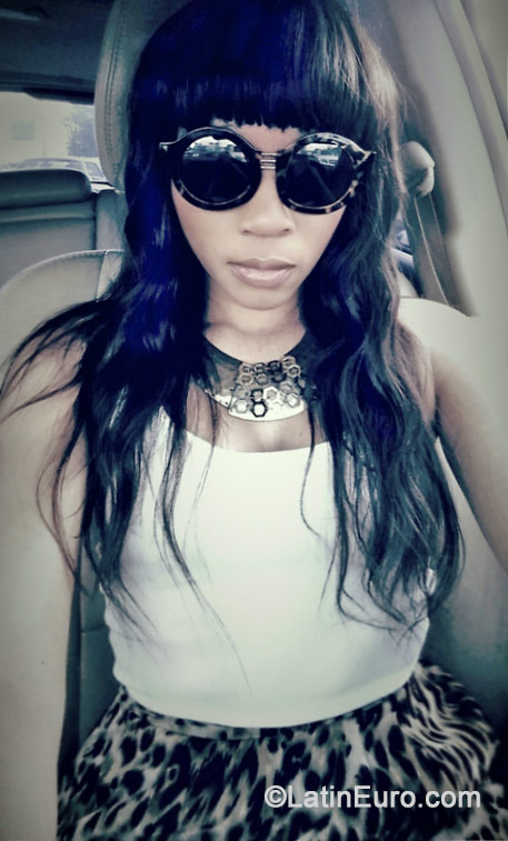 Date this exotic United States girl Sharen from Atlanta US15127