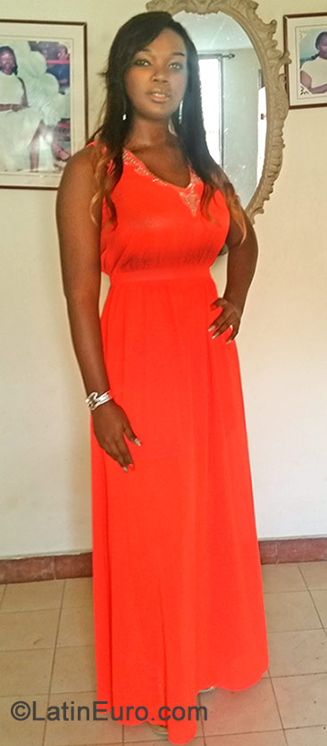 Date this tall Colombia girl Diana from Cali CO15509