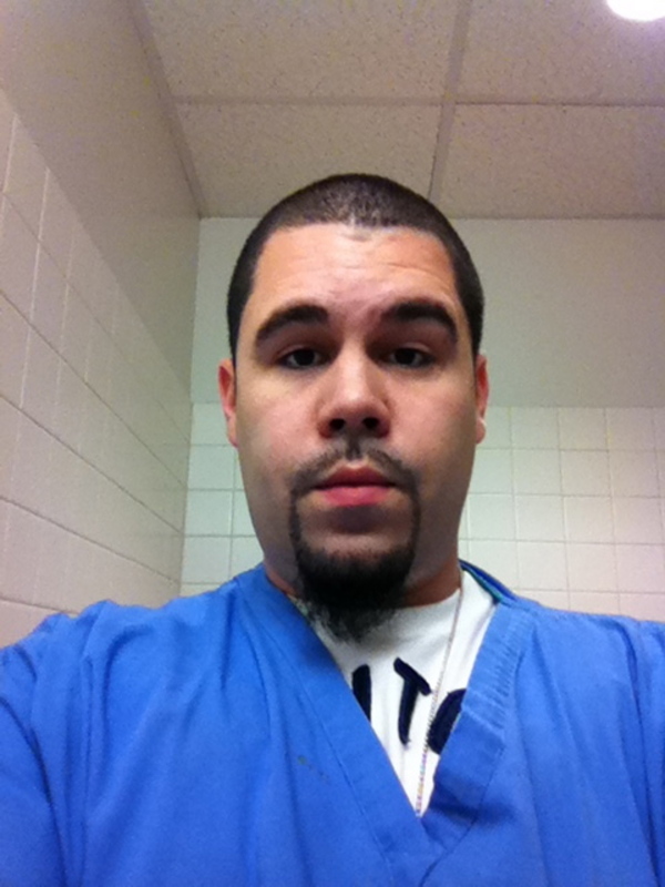 Date this georgeous United States man SANTIAJ from Philadelphia US15211