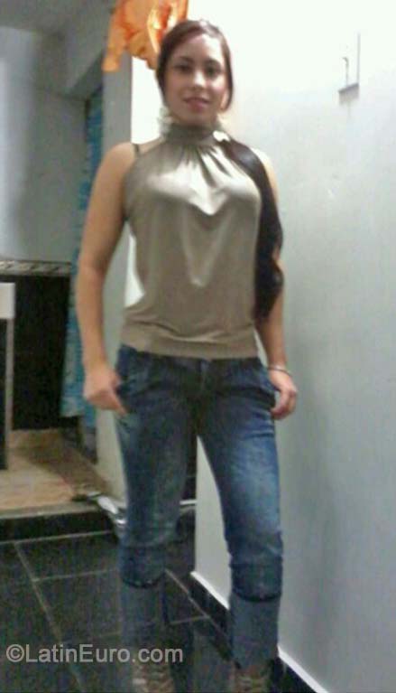 Date this delightful Colombia girl Karen from Medellin CO15807
