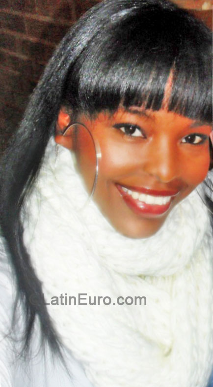 Date this stunning Colombia girl Liliana from Medellin CO15930