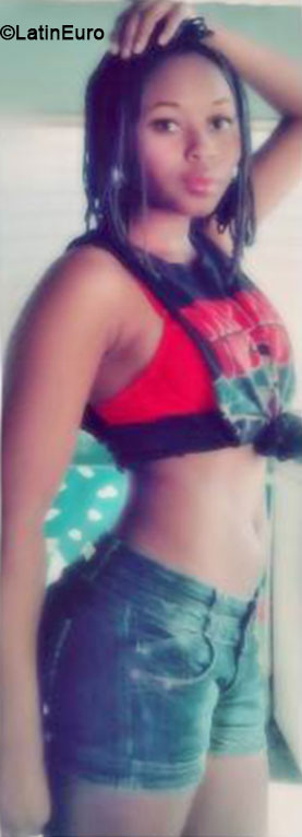 Date this hot Honduras girl Maury Giselle from San Pedro Sula HN1192