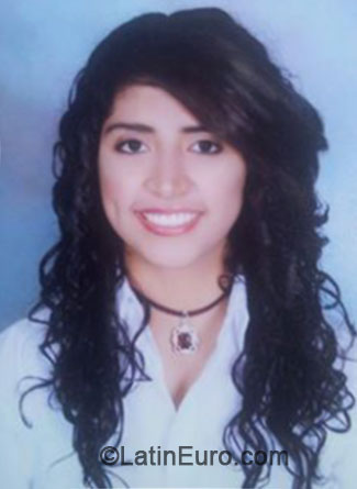 Date this happy Honduras girl Heather from Comayagua HN1194