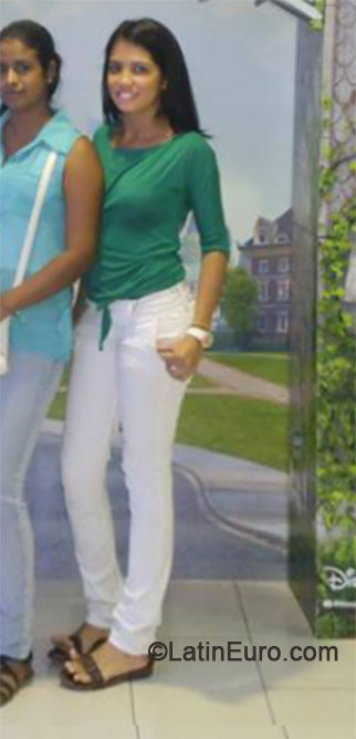 Date this athletic Colombia girl Alejandra caice from Cali CO16081