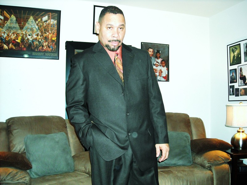 Date this gorgeous United States man James from Elizabrth US15442