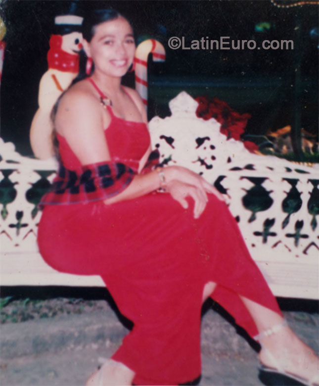 Date this delightful Honduras girl Angelica from Comayagua HN1203