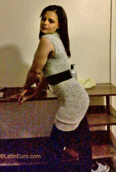 Date this stunning United States girl Tina from San Angelo US15469