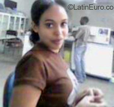 Date this pretty Ethiopia girl Elsabeth from Dire Dawa ET20