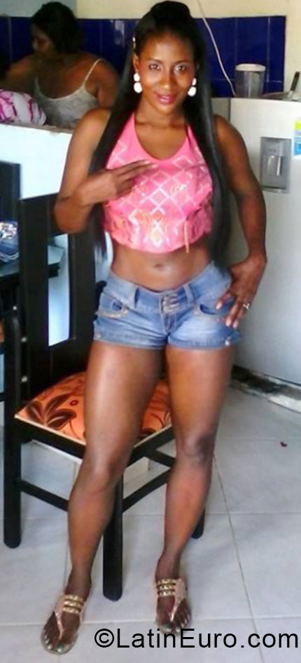 Date this lovely Colombia girl Natalia from Medellin CO16587