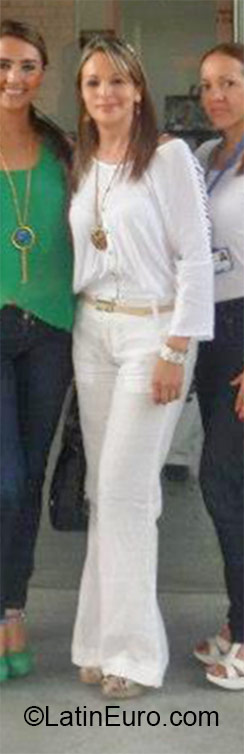 Date this pretty Colombia girl Miuriel from Cucuta CO16689