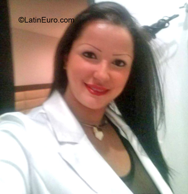 Date this funny Colombia girl Margarita from Cartagena CO16715