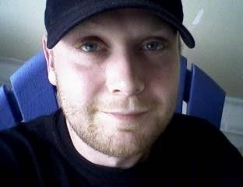 Date this attractive United States man Crd327 from Cedar Rapids US15798