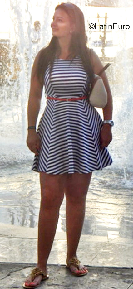 Date this charming Colombia girl Valentina from Manizales CO16842