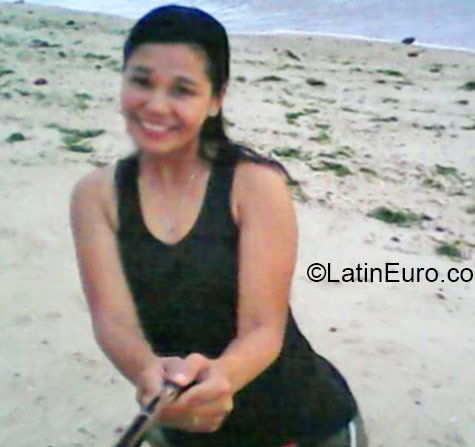 Date this nice looking Philippines girl Shiela from Iloilo City PH749