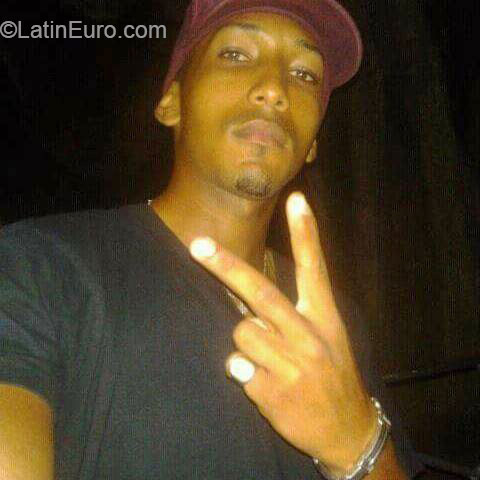 Date this cute Dominican Republic man Javier from Santiago DO21451
