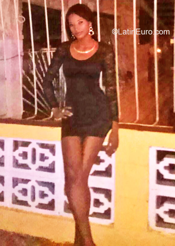 Date this beautiful Panama girl Susan from Panama City PA562