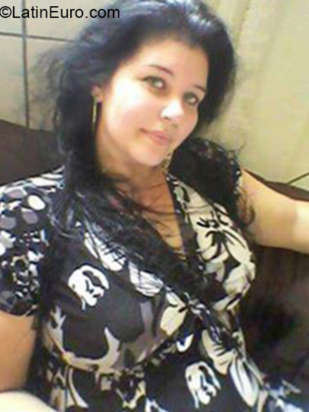 Date this tall Brazil girl Luciana from Criciuma BR9251