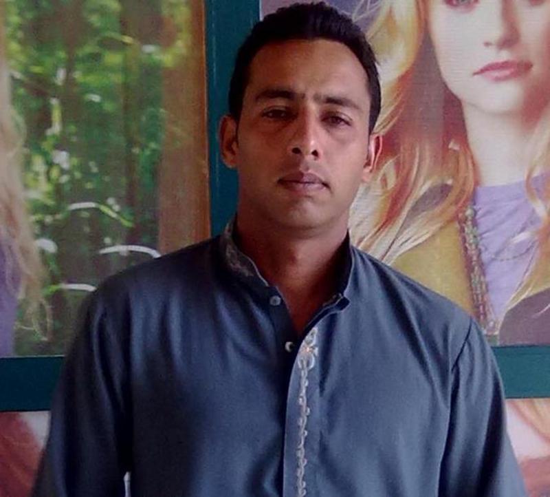 Date this nice looking Pakistan man AHMED from Gujrat PK78