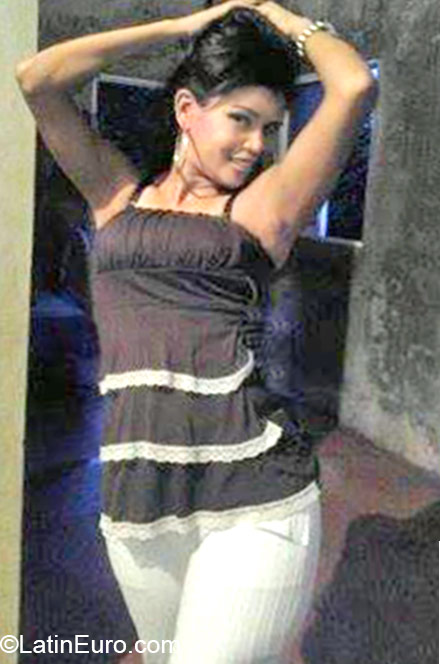 Date this hot Dominican Republic girl Alexandra from Bonao DO21678