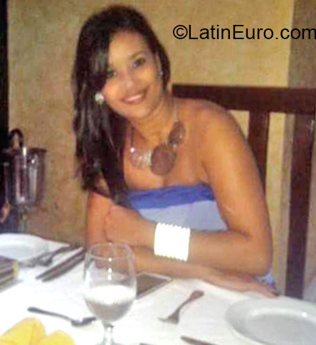 Date this passionate Honduras girl Karen from La Ceiba HN1483