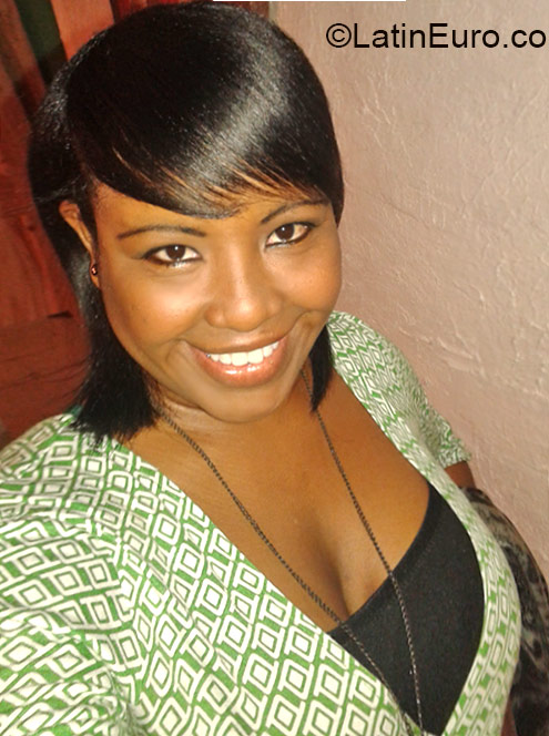 Date this passionate Panama girl Batzibel from Colon PA574