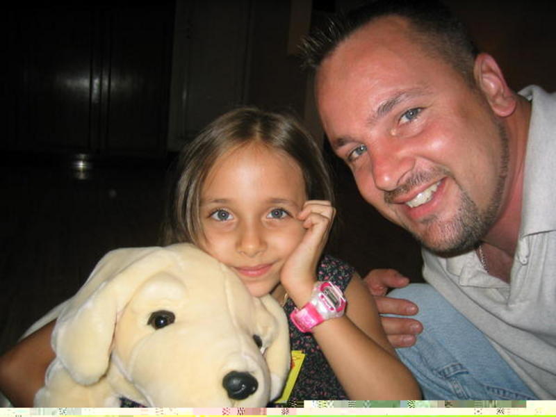 Date this delightful United States man Raymond from Perrinton US16001