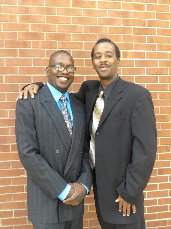 Date this voluptuous United States man DeMilo from Danville US16042