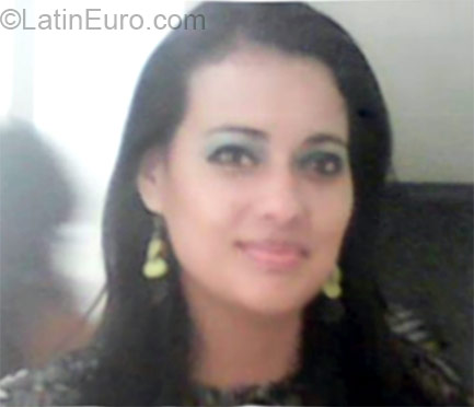 Date this attractive Honduras girl Sofia from San Fracisco de Morazon HN1506