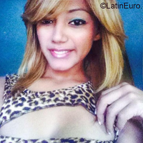 Date this gorgeous Honduras girl Melissa from Tegucigalpa DO22159