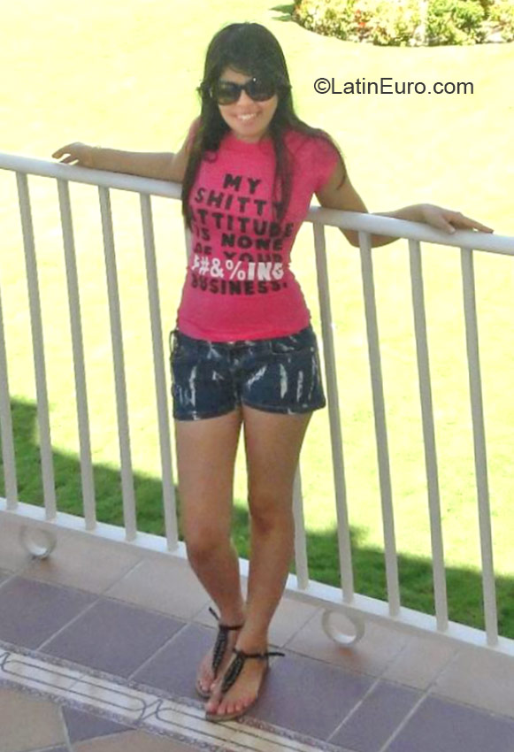 Date this pretty Venezuela girl Jennifer from Caracas VE504