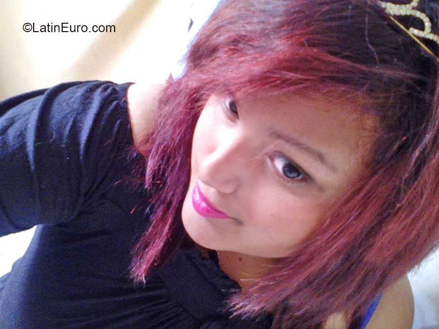 Date this sultry Mexico girl Marie from Mexico City MX1415